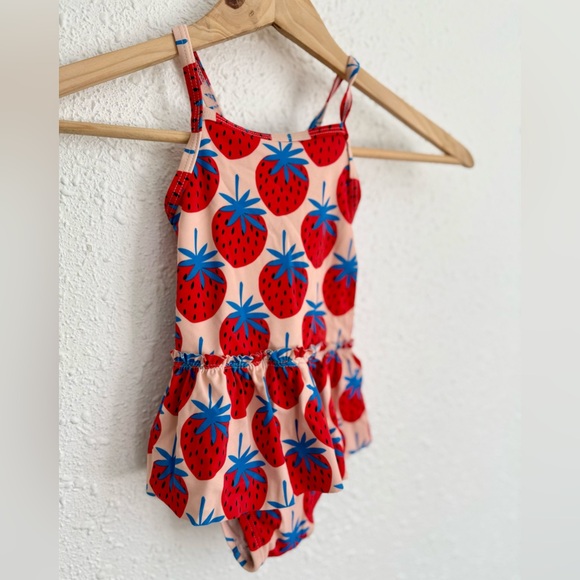 Hanna Andersson pink strawberry ruffle swimsuit 18/24 kids baby - Picture 2 of 5